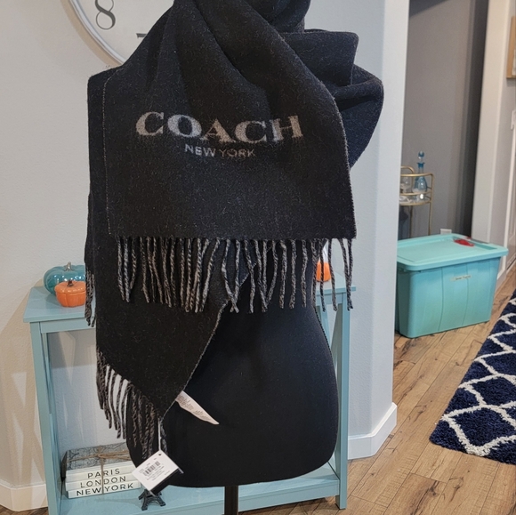 NWT Black & Gray Men's Signature COACH New York Scarf - Picture 12 of 17